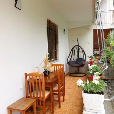 Xheison Apartment