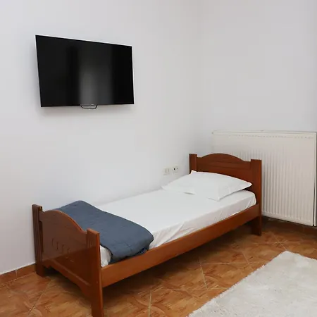 Apartment Xheison *