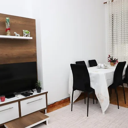 Apartment Xheison